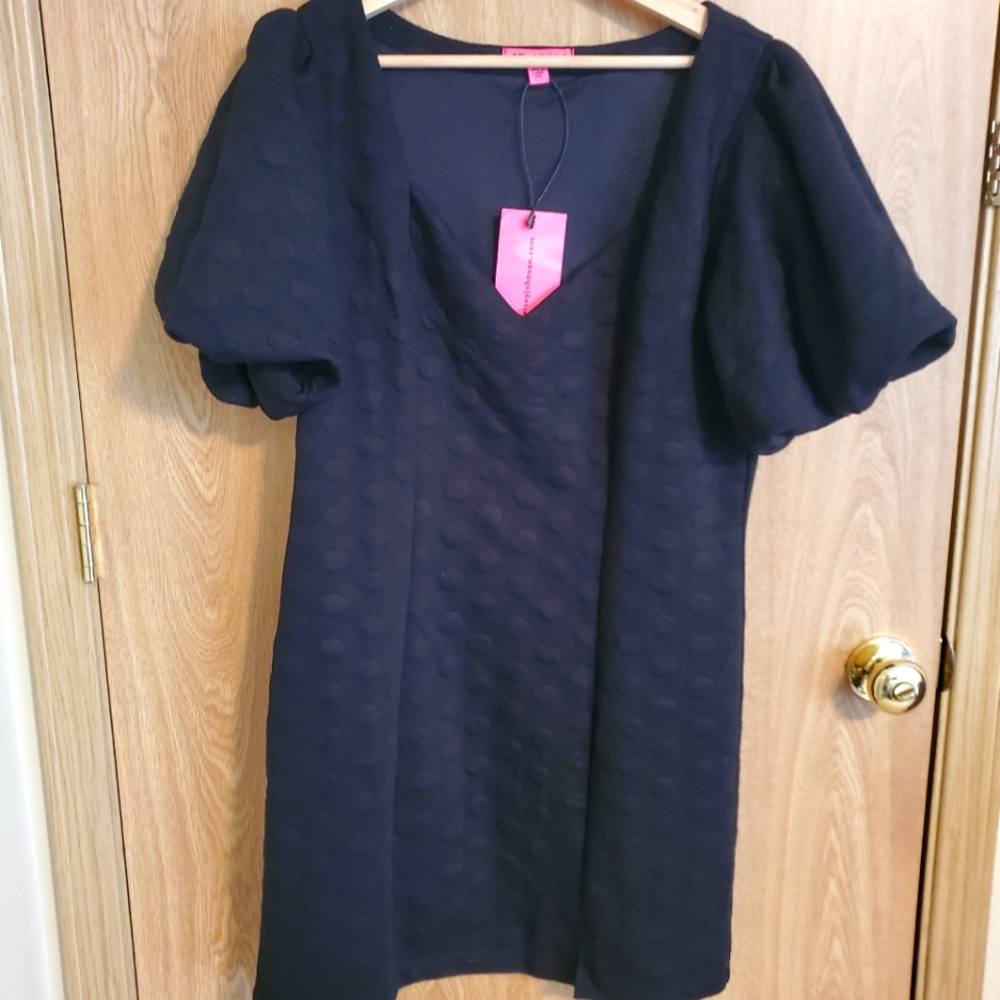 Betsey Johnson Black Puff Sleeved Mini Dress. NWT. sz XXL.